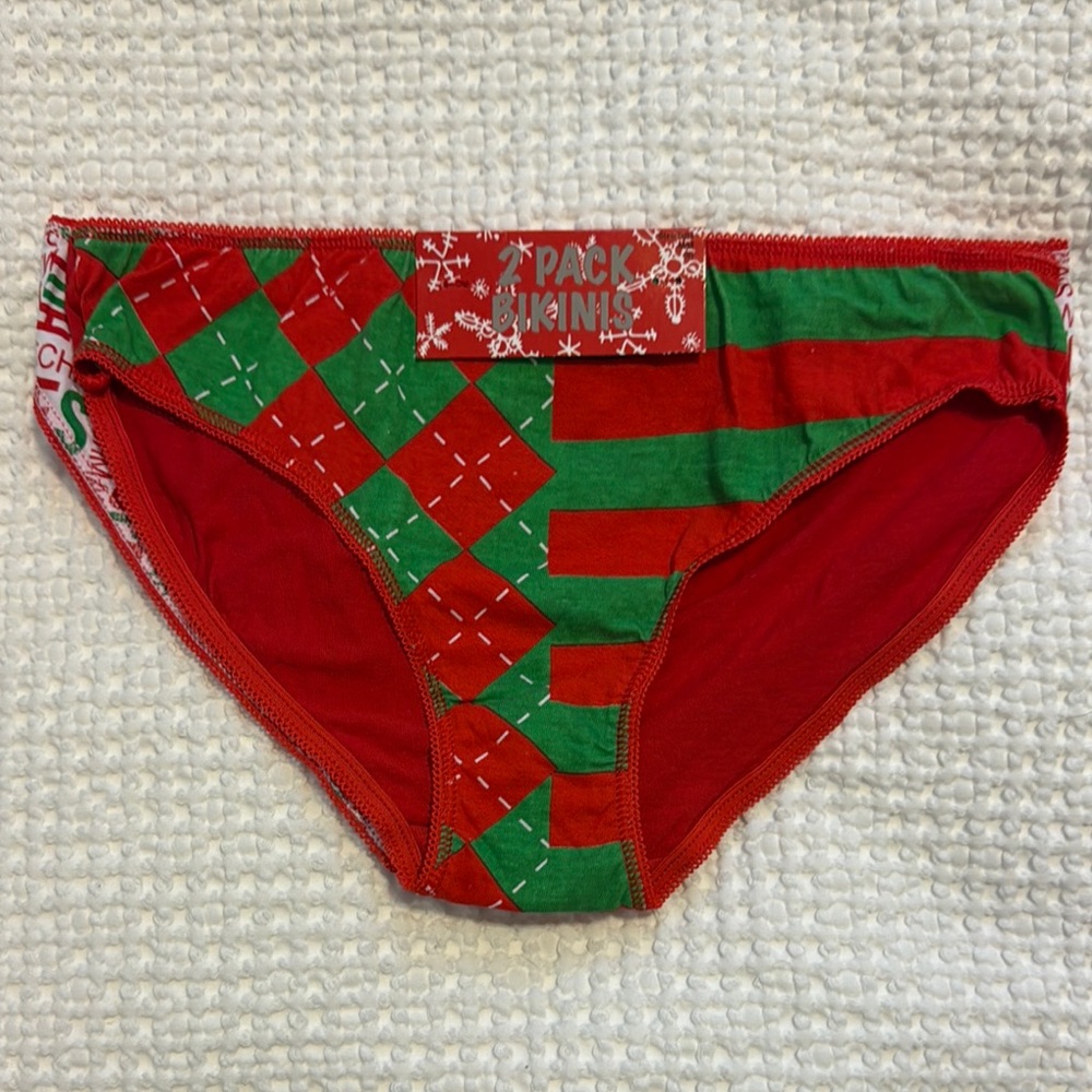 Christmas Panties 2 Pack for Women size Medium 6. 100% Cotton. New with Tags